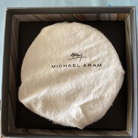 Michael Aram Elegant Sunflower Decorative Bowl - Picture 3 of 5